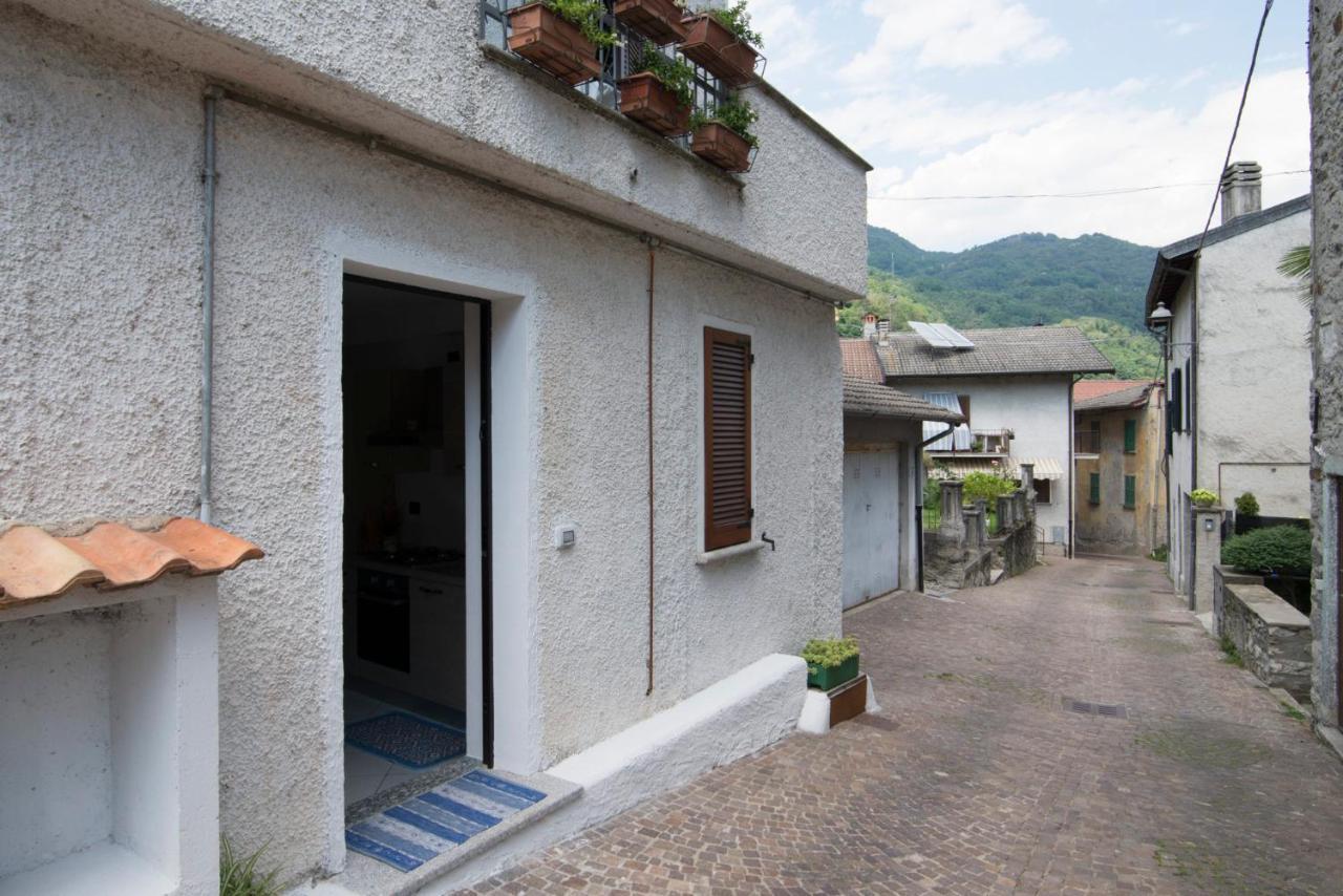 Casa Vacanze Linda Gera Lario Exterior photo