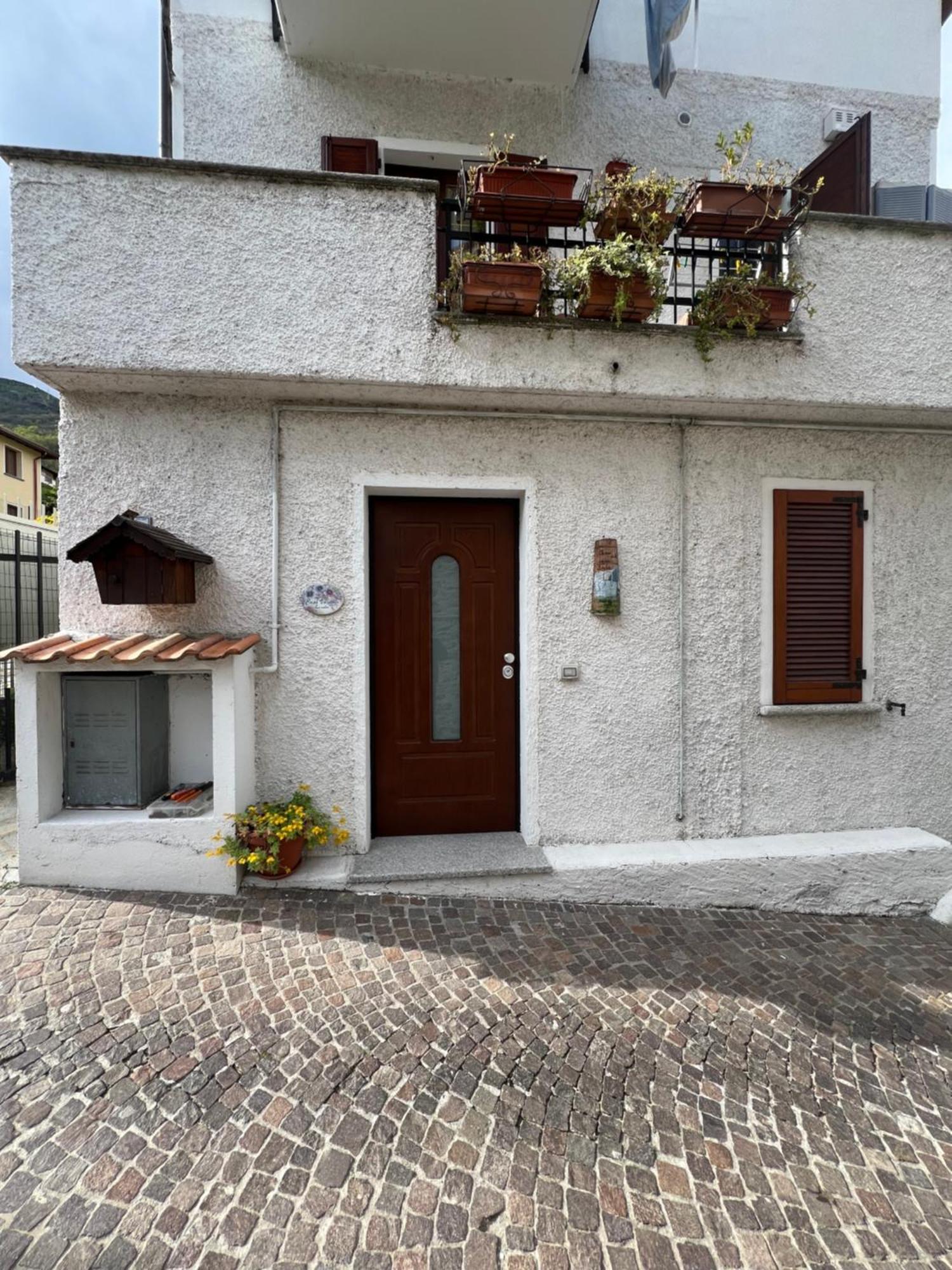 Casa Vacanze Linda Gera Lario Exterior photo